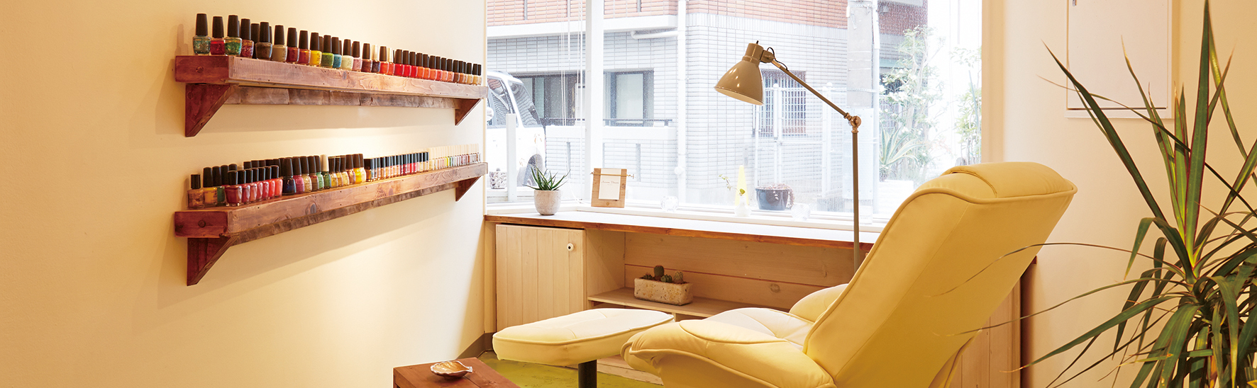 Awesome Blossom - Nail Salon & School|オーサム ブロッサム - ネイルサロン & スクール